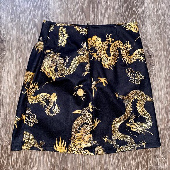 New XS Mini Skirt Black Dragon Asian Print Side Split A-line Retro Stretch - Picture 4 of 4